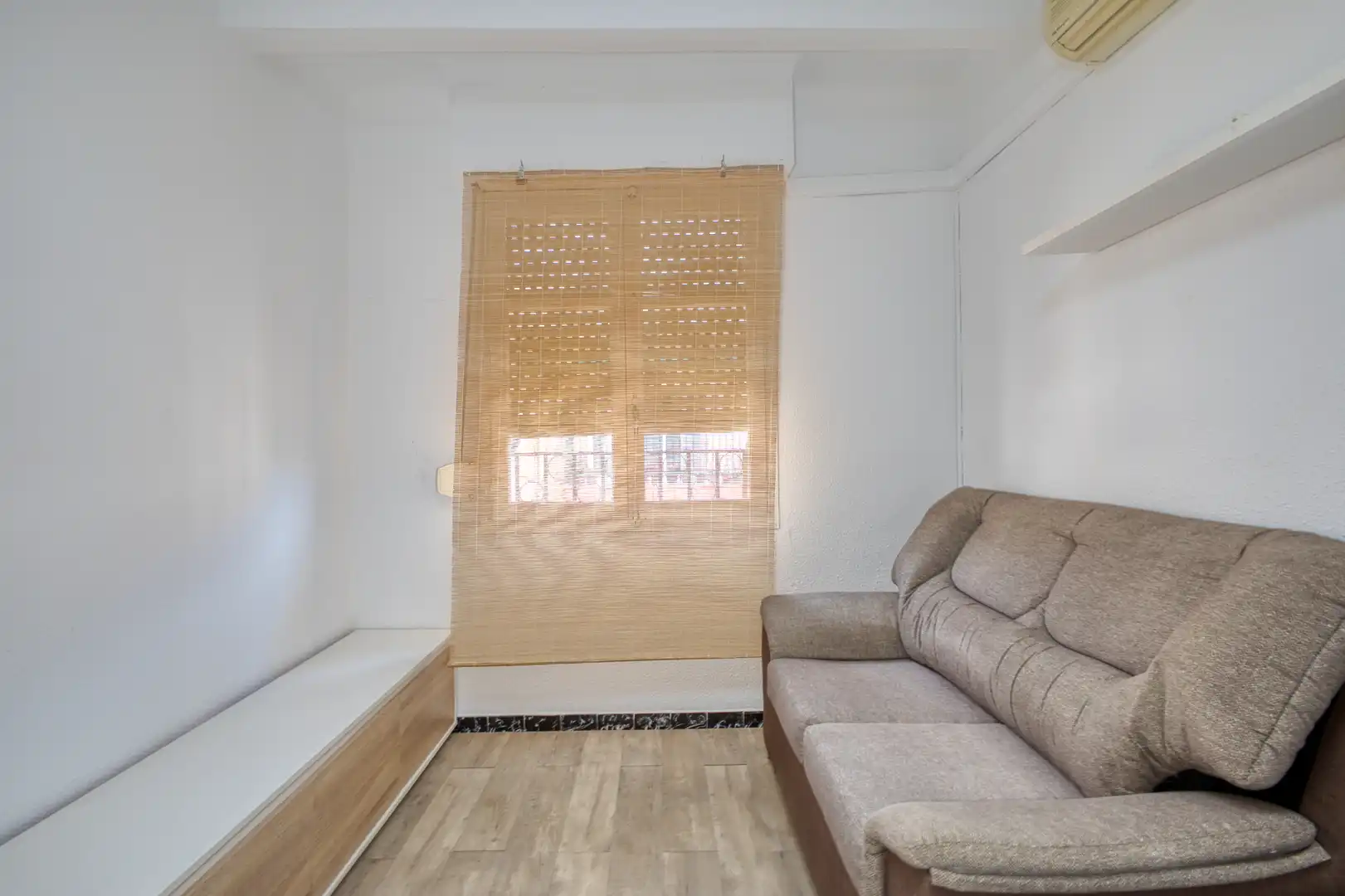 Schlafzimmer von Wohnung zum Verkauf in Jijona / Xixona mit Klimaanlage, Heizung und Parkett