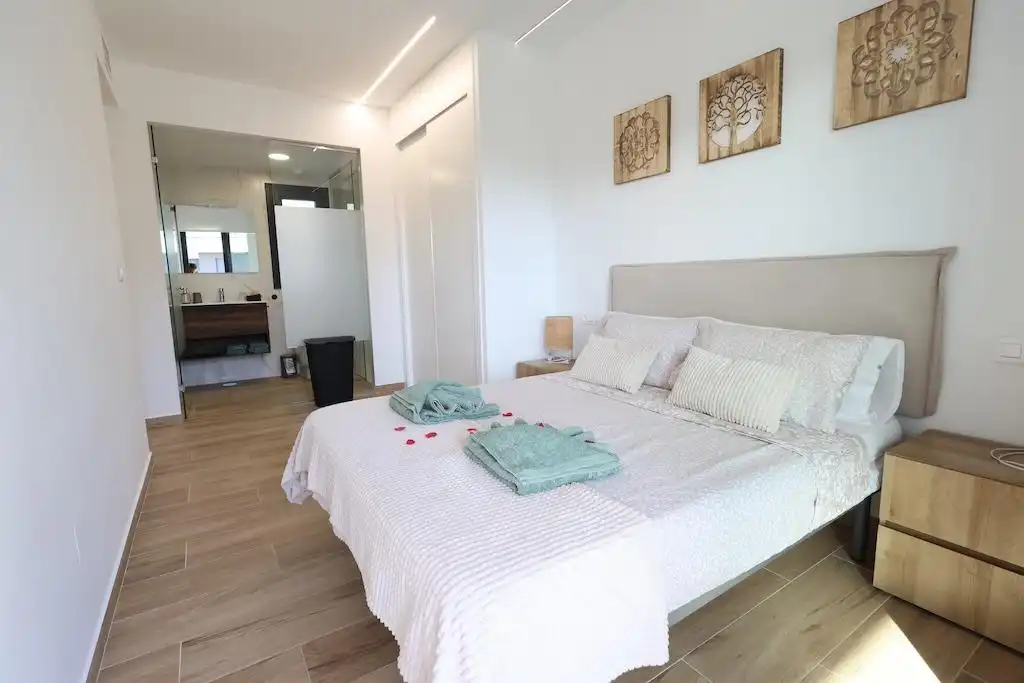 Dormitori de Apartament en venda en Orihuela amb Aire condicionat, Calefacció i Terrassa