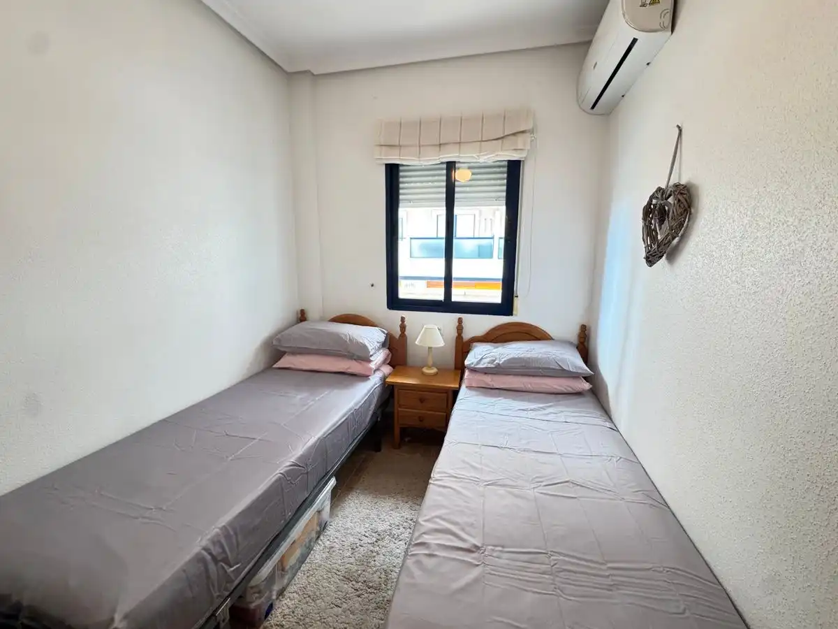 Dormitori de Apartament en venda en Orihuela