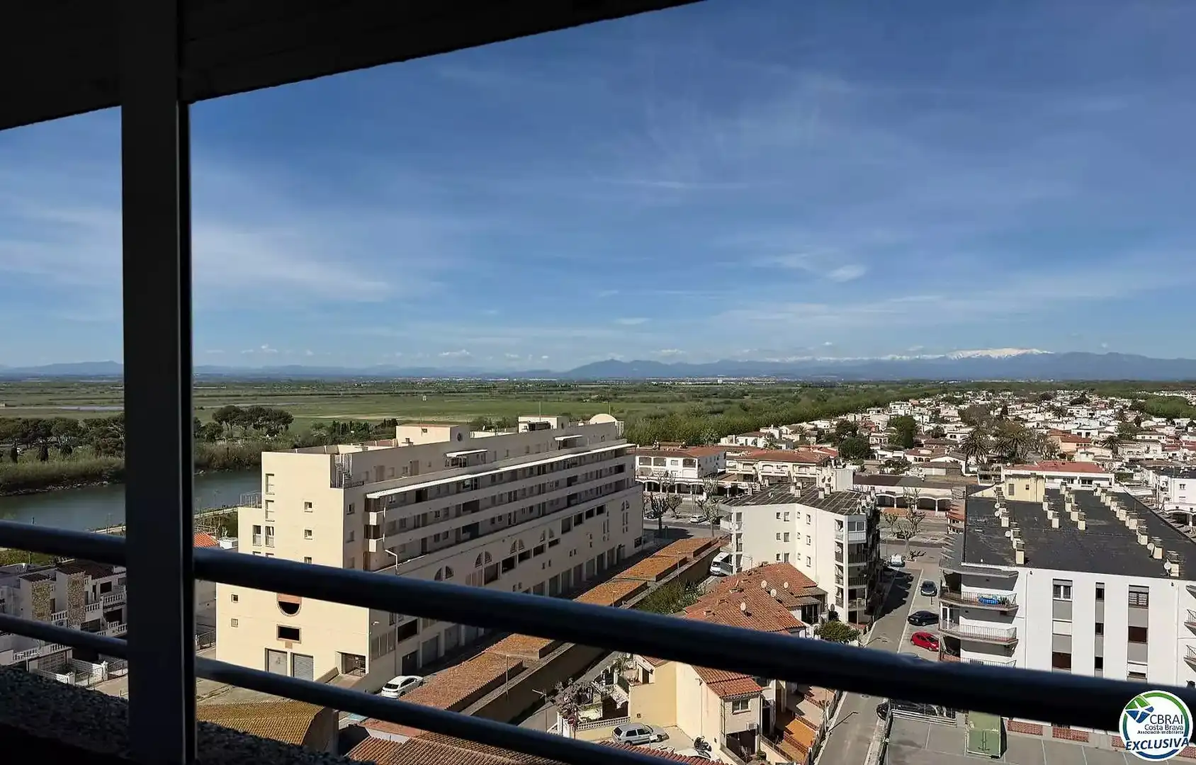 Exterior view of Study for sale in Empuriabrava  with Furnished