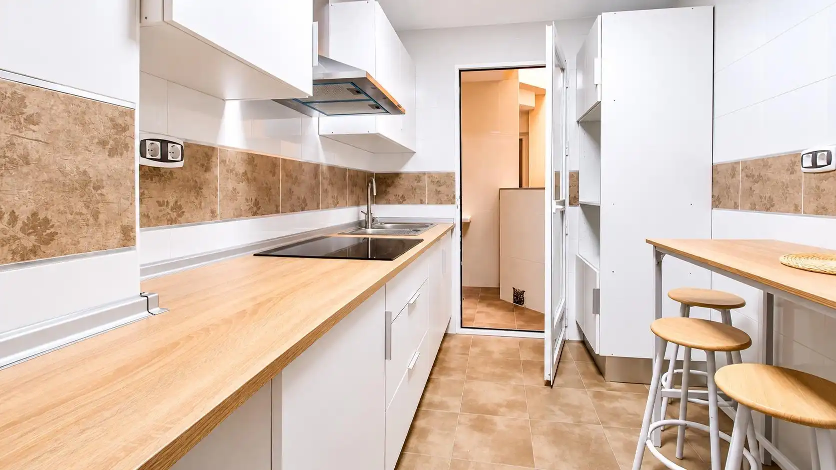Kitchen of Flat for sale in Cármenes - Ríos