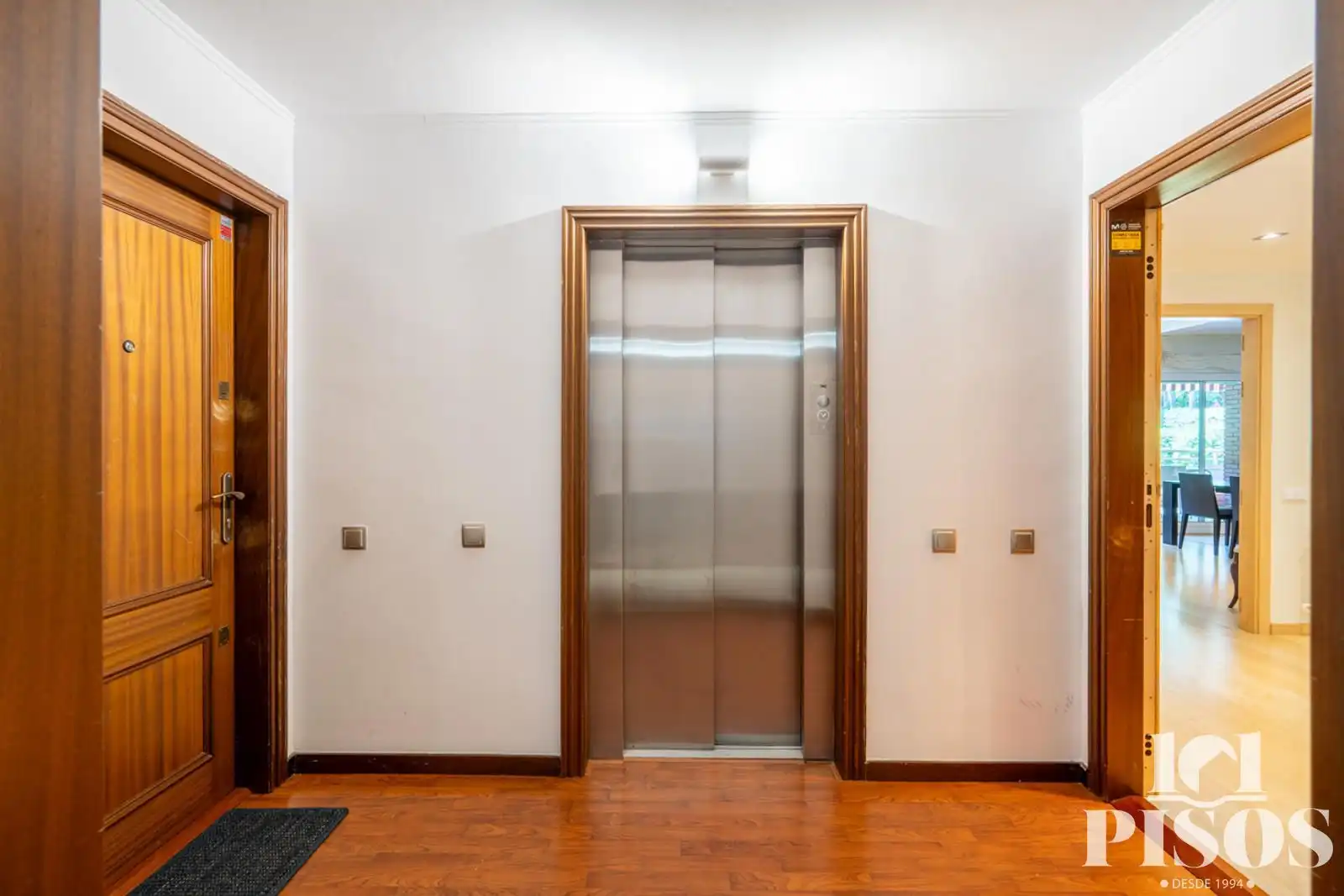 Flat for sale in Sant Cugat del Vallès  with Air Conditioner, Heating and Private garden