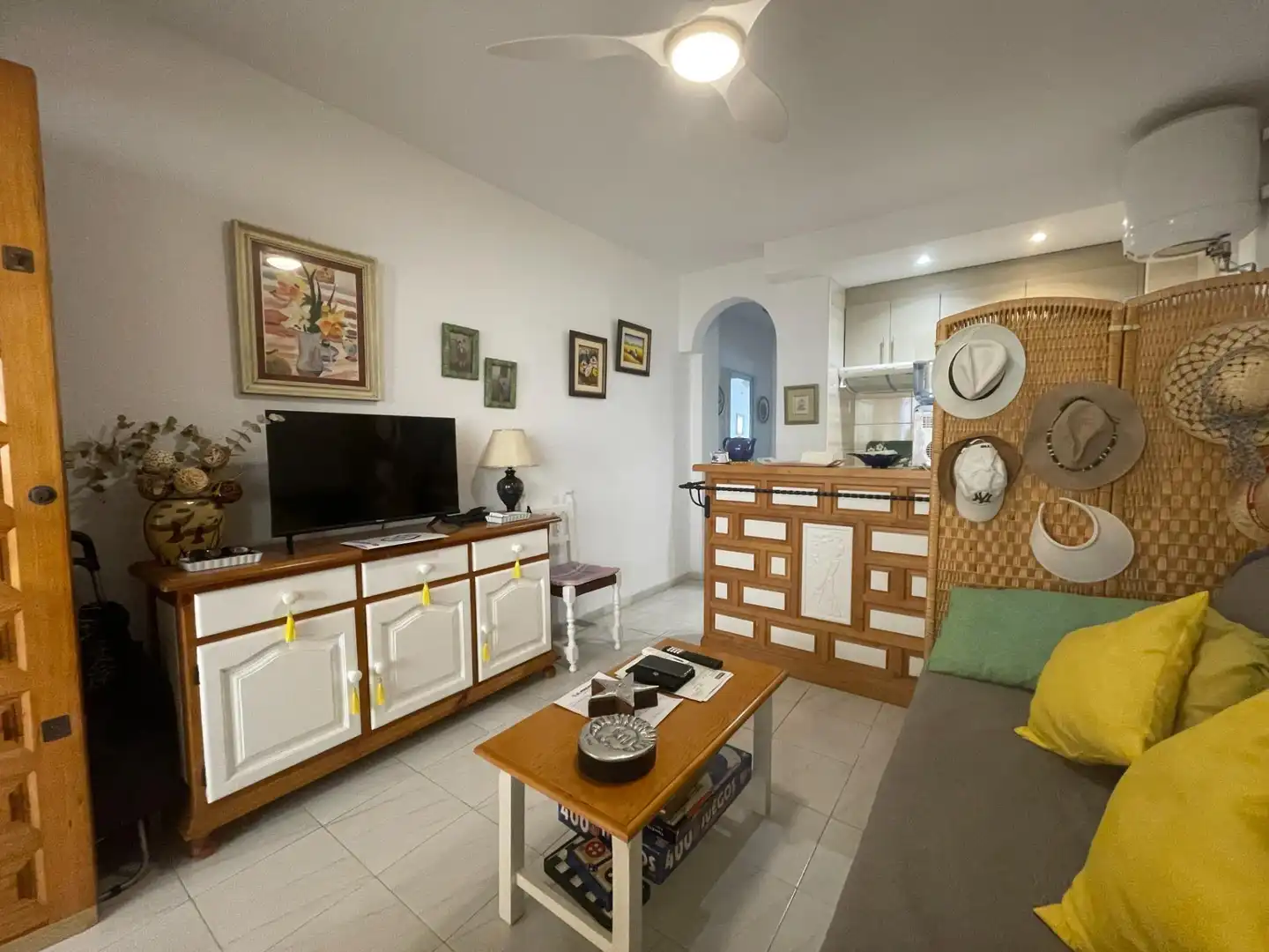 Sala de estar de Apartamento en venta en Guardamar del Segura con Aire acondicionado y Amueblado