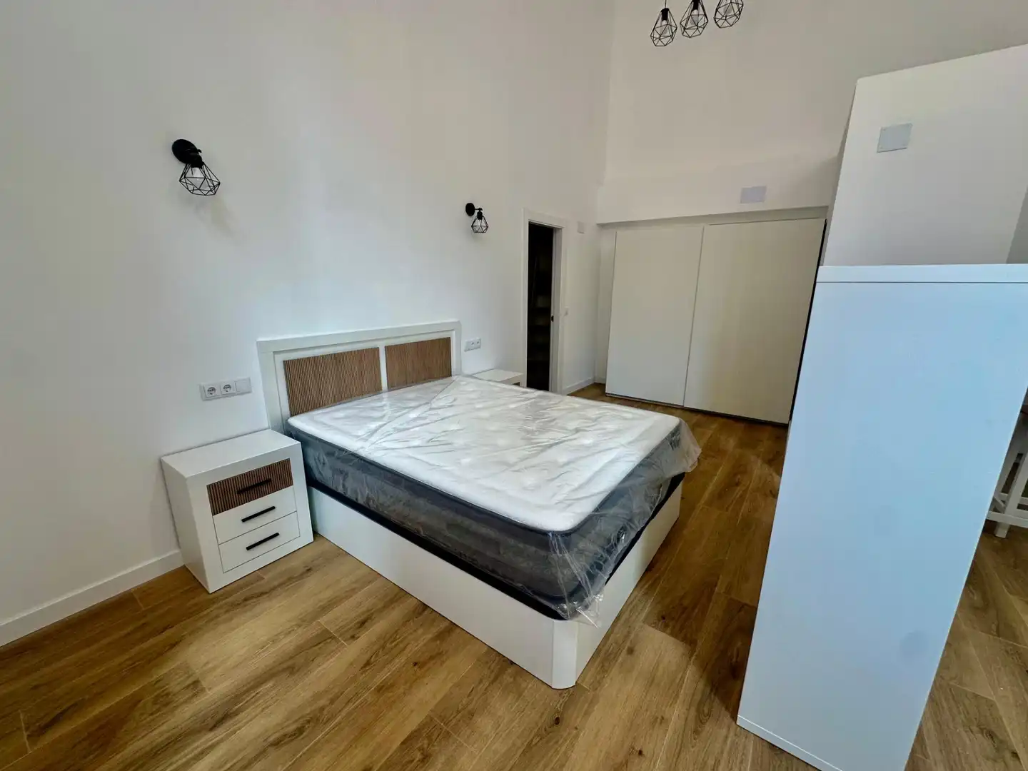 Bedroom of Study for rent in Santander  with Heating and Furnished