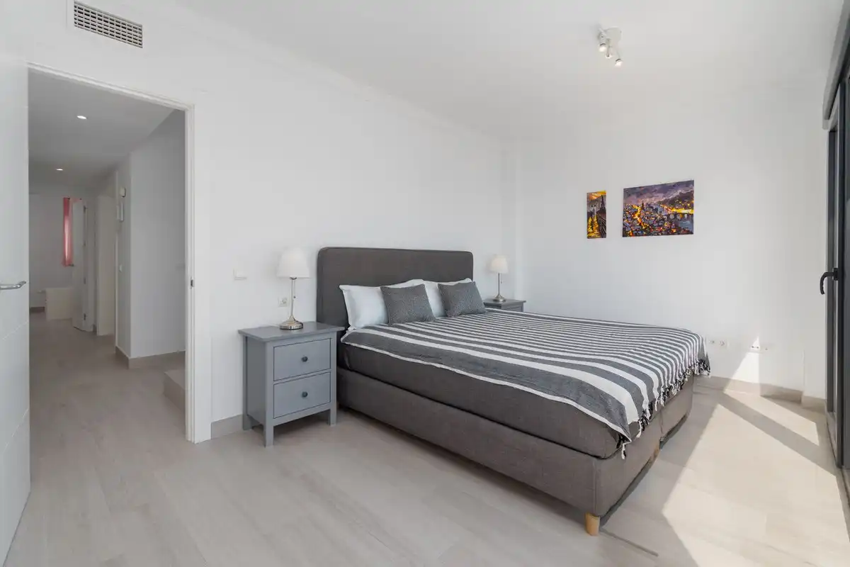 Habitación de Casa adosada en venta en Ojén con Terraza, Trastero y Piscina