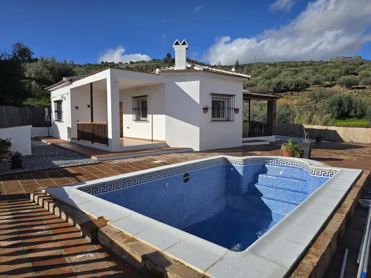 Casa amb piscina en venda a Alcaucín, imagen 3