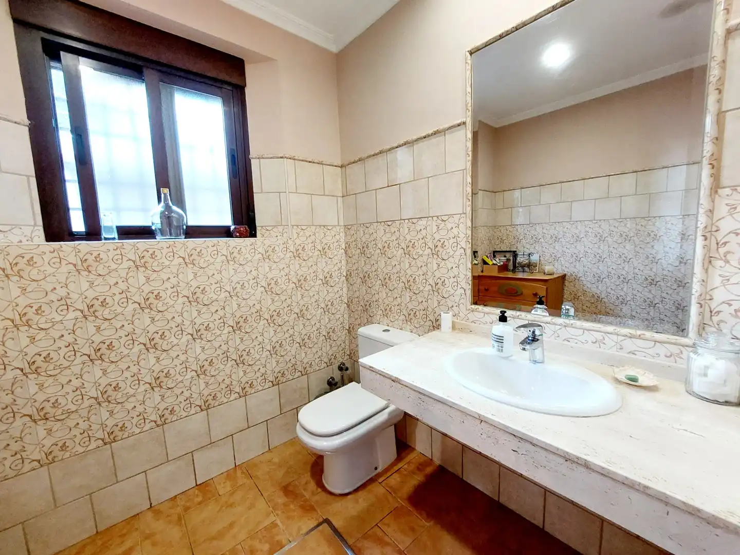 Bany de Casa o xalet en venda en Córdoba amb Aire condicionat, Calefacció i Terrassa