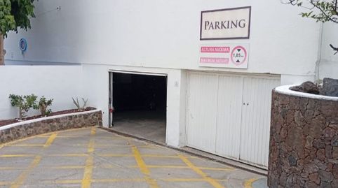Foto 2 de Garaje en venta en Calle Antonio Navarro, 1, Torviscas Bajo, Adeje