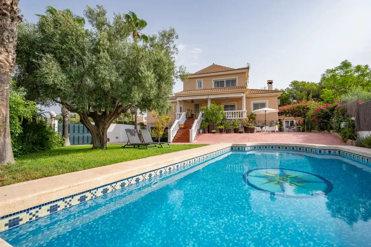 Villa mit Terrasse zum Verkauf in Los Girasoles, imagen 4