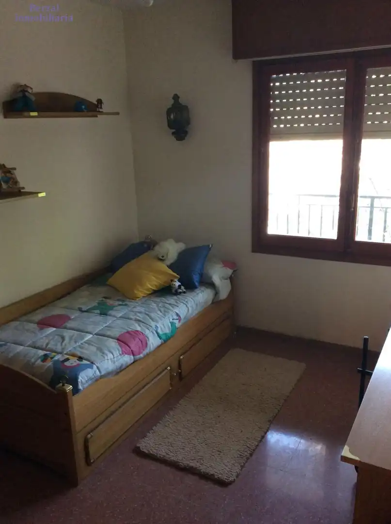 Dormitori de Casa o xalet en venda en Baños de Ebro / Mañueta amb Terrassa, Traster i Balcó