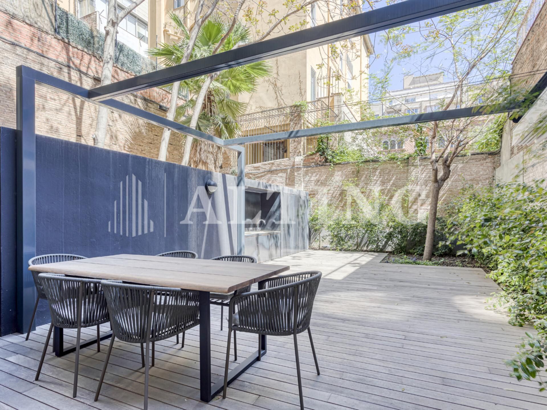 Terrassa de Pis en venda en  Barcelona Capital amb Aire condicionat, Calefacció i Jardí privat