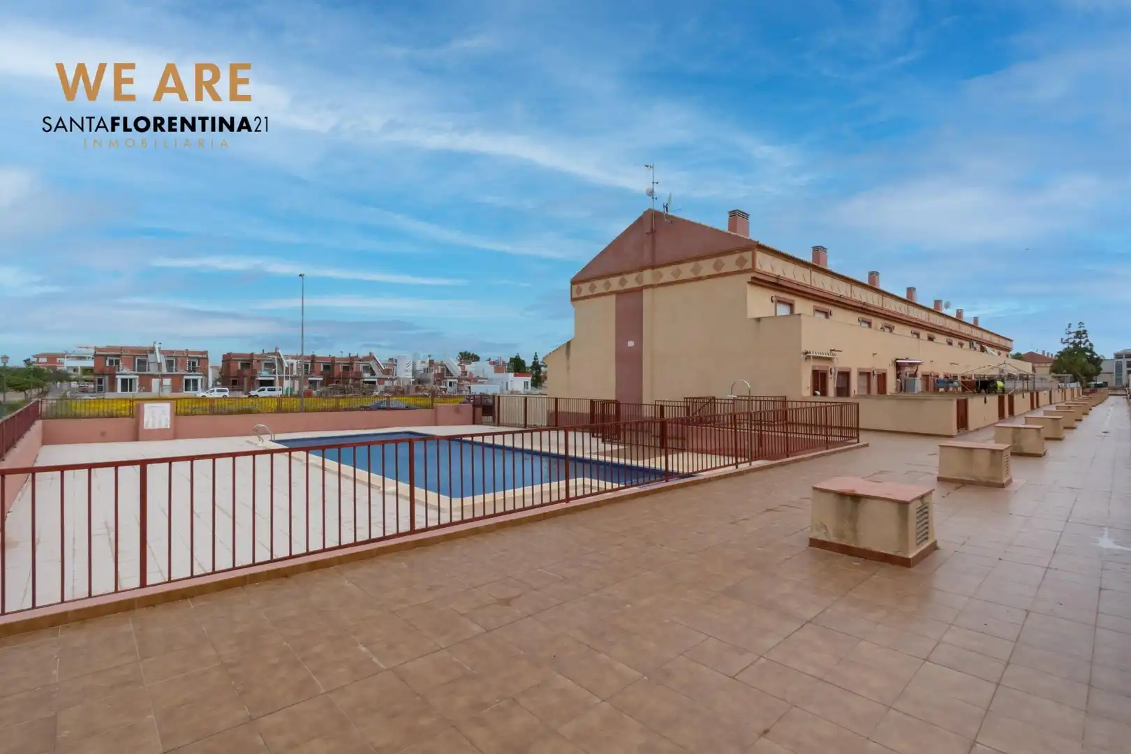 House with terrace for sale in Calle DEMETRIO JNEZ INIESTA