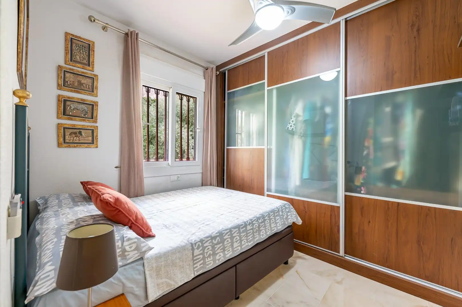 Bedroom of Flat for rent in Torrequebrada
