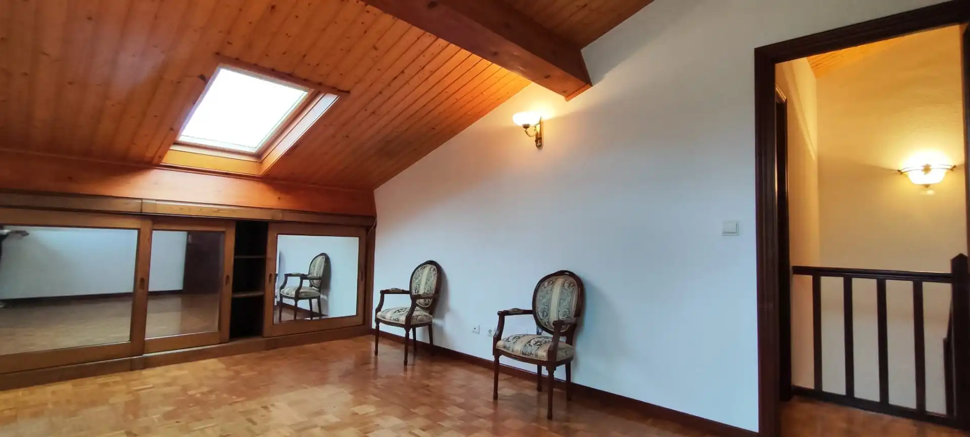 Wohnzimmer von Haus oder Chalet zum Verkauf in Torrelavega  mit Heizung, Privatgarten und Terrasse