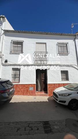 Casa-chalet en Venta en Olvera