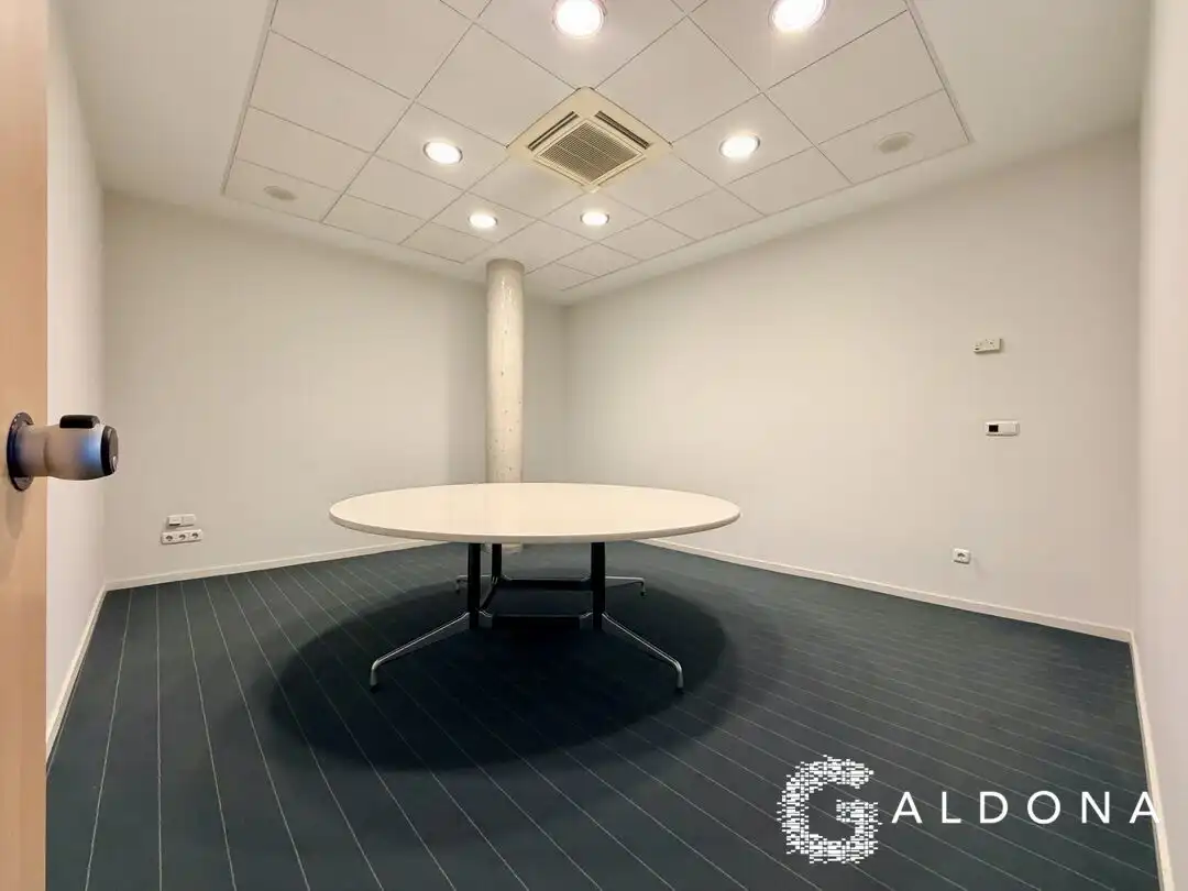 Oficina de alquiler en Donostia - San Sebastián  con Aire acondicionado y Calefacción