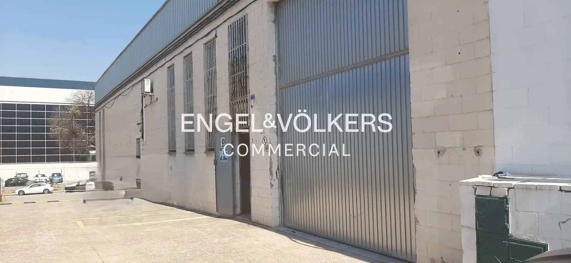Exterior view of Industrial buildings for rent in Barberà del Vallès
