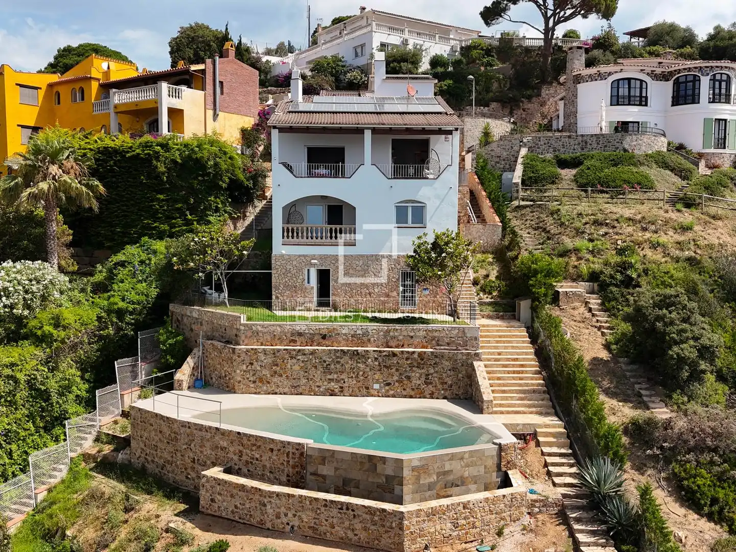 Vista exterior de Casa o xalet en venda en Lloret de Mar amb Aire condicionat, Jardí privat i Traster