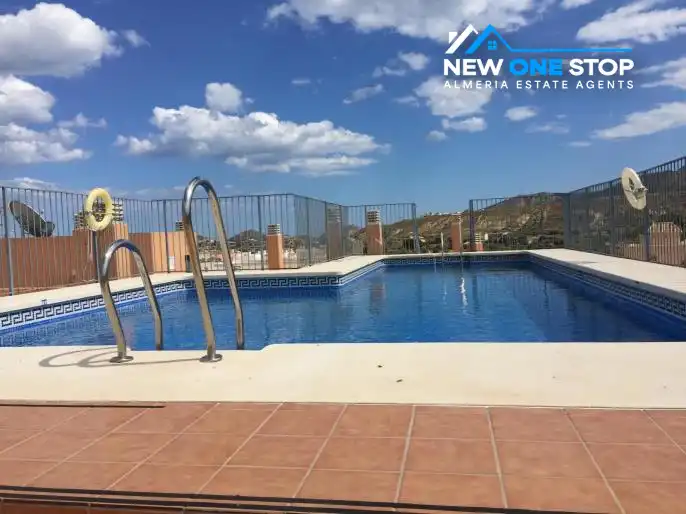 Piscina de Apartament en venda en Turre amb Aire condicionat, Calefacció i Moblat