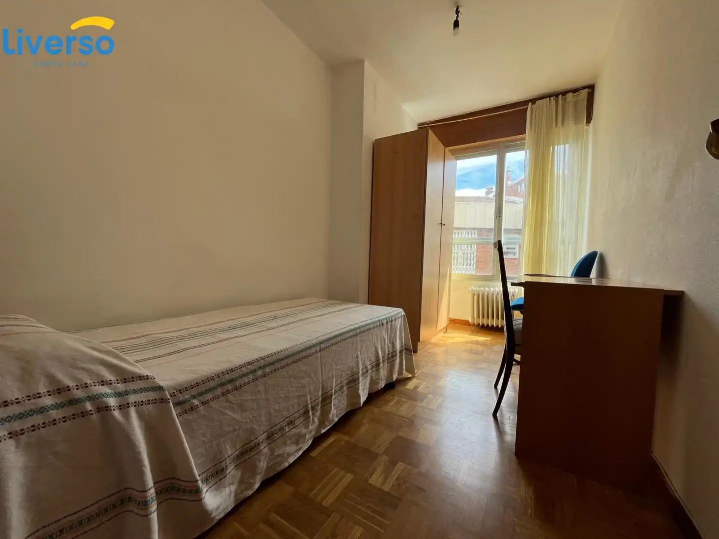 Habitació a Avenida CANTABRIA, Reyes Católicos