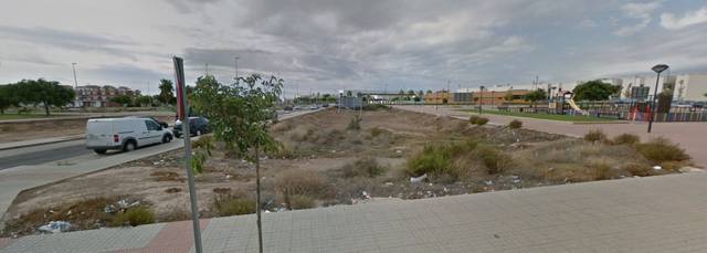 Terreno residencial en Venta en Pabellón - Estación - El Corte Inglés