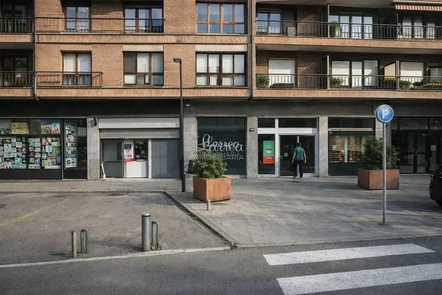 Local comercial en Venta en Amorebieta-Etxano
