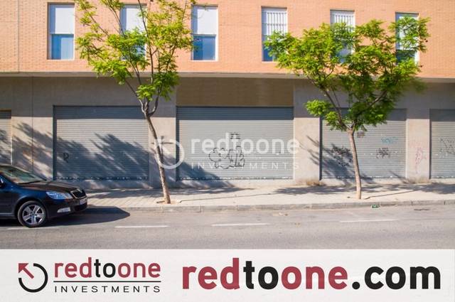 Local comercial en Venta en Tómbola