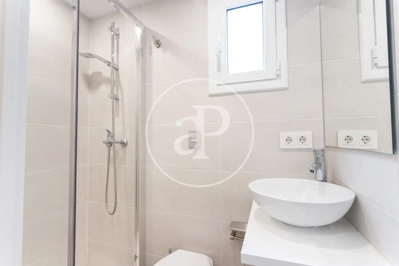 Piso de alquiler en Carrer de Còrsega, Vila de Gràcia