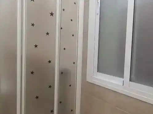 Bathroom of Flat for rent in  Madrid Capital  with Air Conditioner