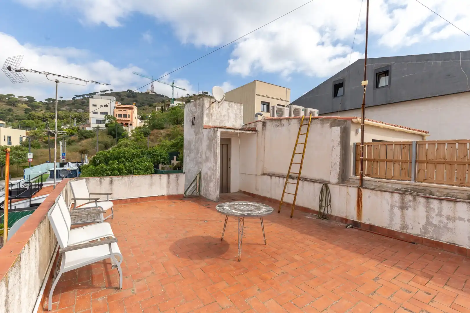 Terraza de Casa adosada en venta en Esplugues de Llobregat con Calefacción, Terraza y Alarma