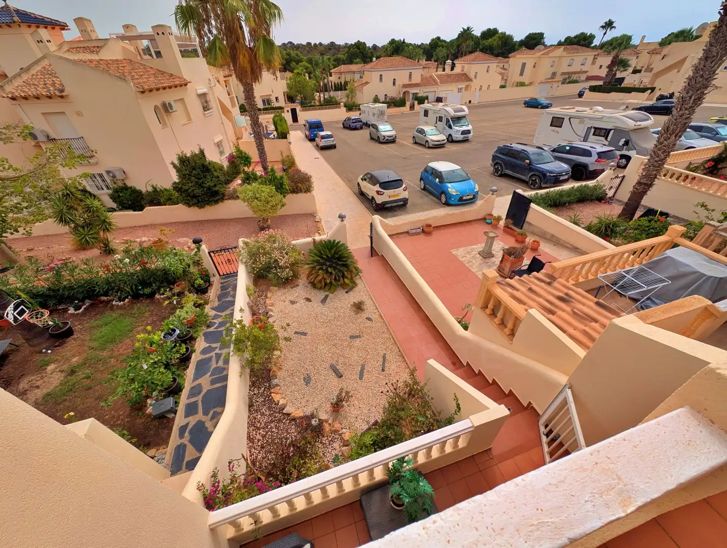 Vista exterior de Casa o chalet en venta en Orihuela con Aire acondicionado, Terraza y Piscina