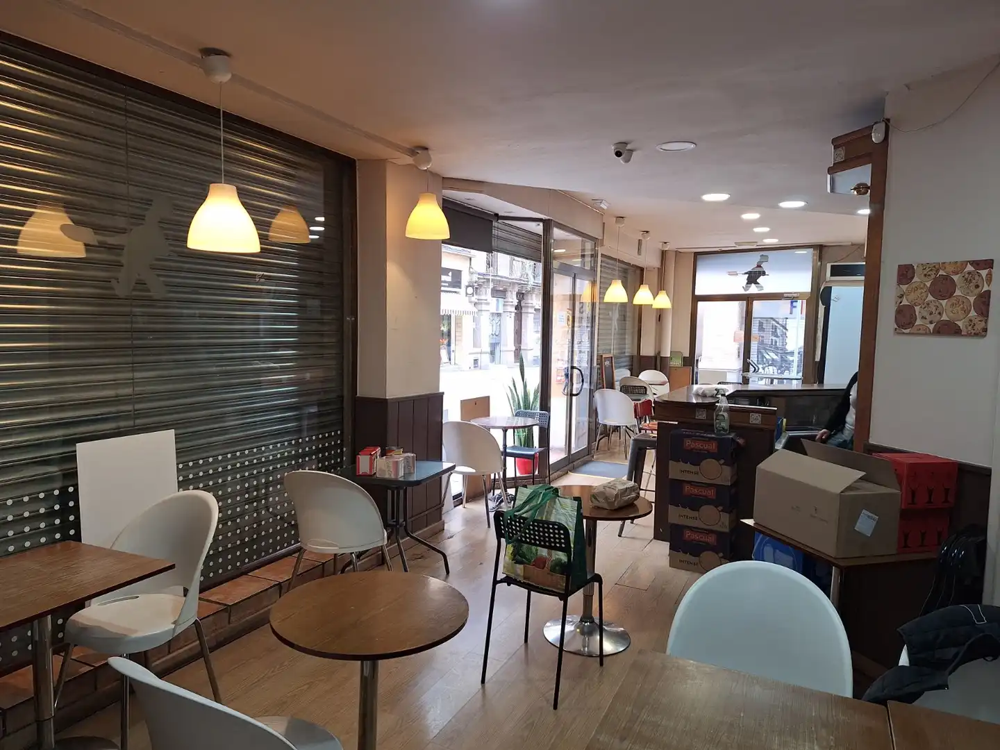Business premises for transfer in Sants - Montjuïc, imagen 17