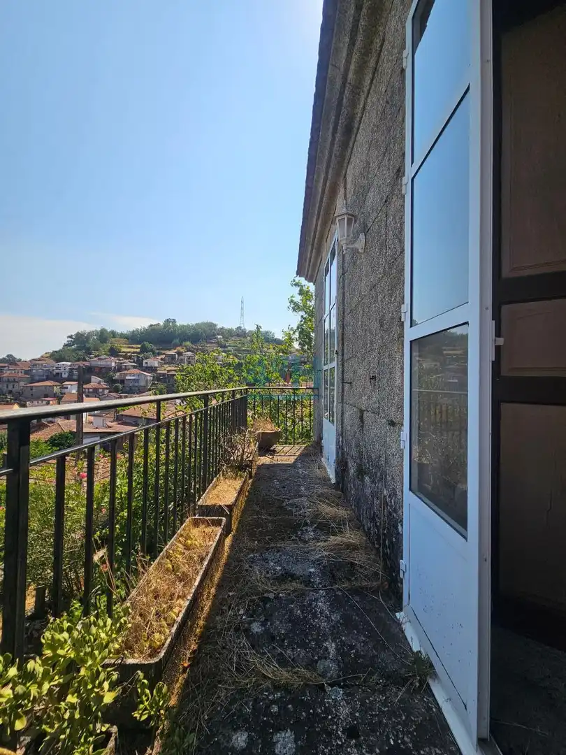Terraza de Finca rústica en venta en Beade  con Jardín privado y Amueblado