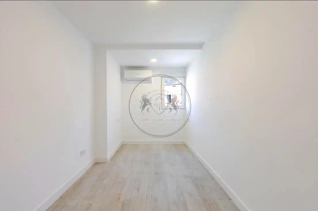 Flat for sale in Valdemoro  with Air Conditioner and Heating