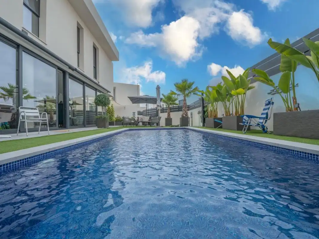 Villa con piscina in vendita a Carrer de Xipre, imagen 80