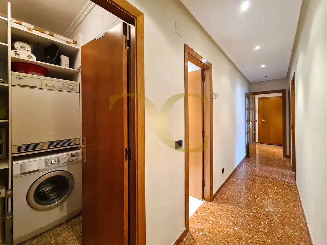 Flat for sale in Oviedo   with Heating