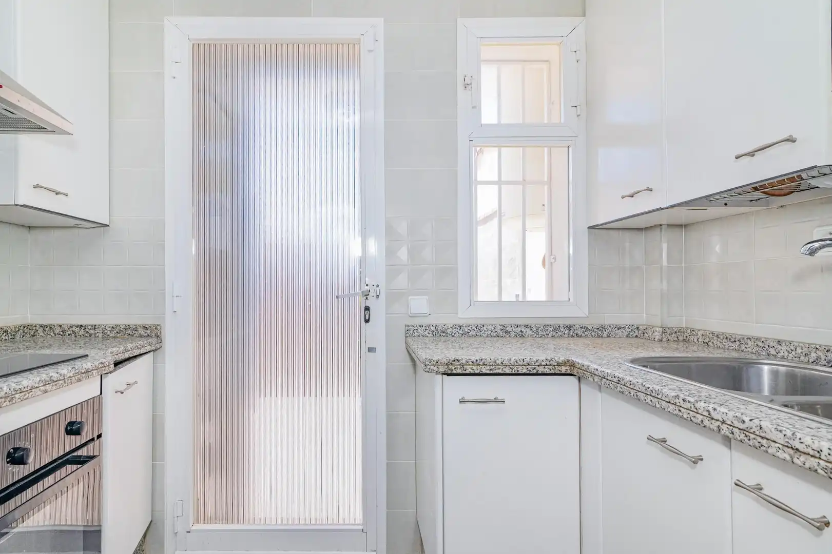 Kitchen of Detached homes for sale in Cúllar Vega  with Storage room and Alarm