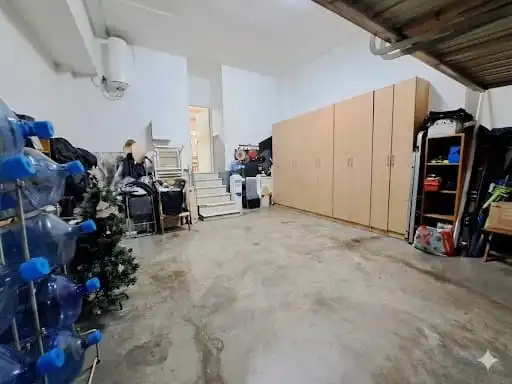Einfamilien-Reihenhaus zum Verkauf in Rubí mit Klimaanlage, Heizung und Terrasse