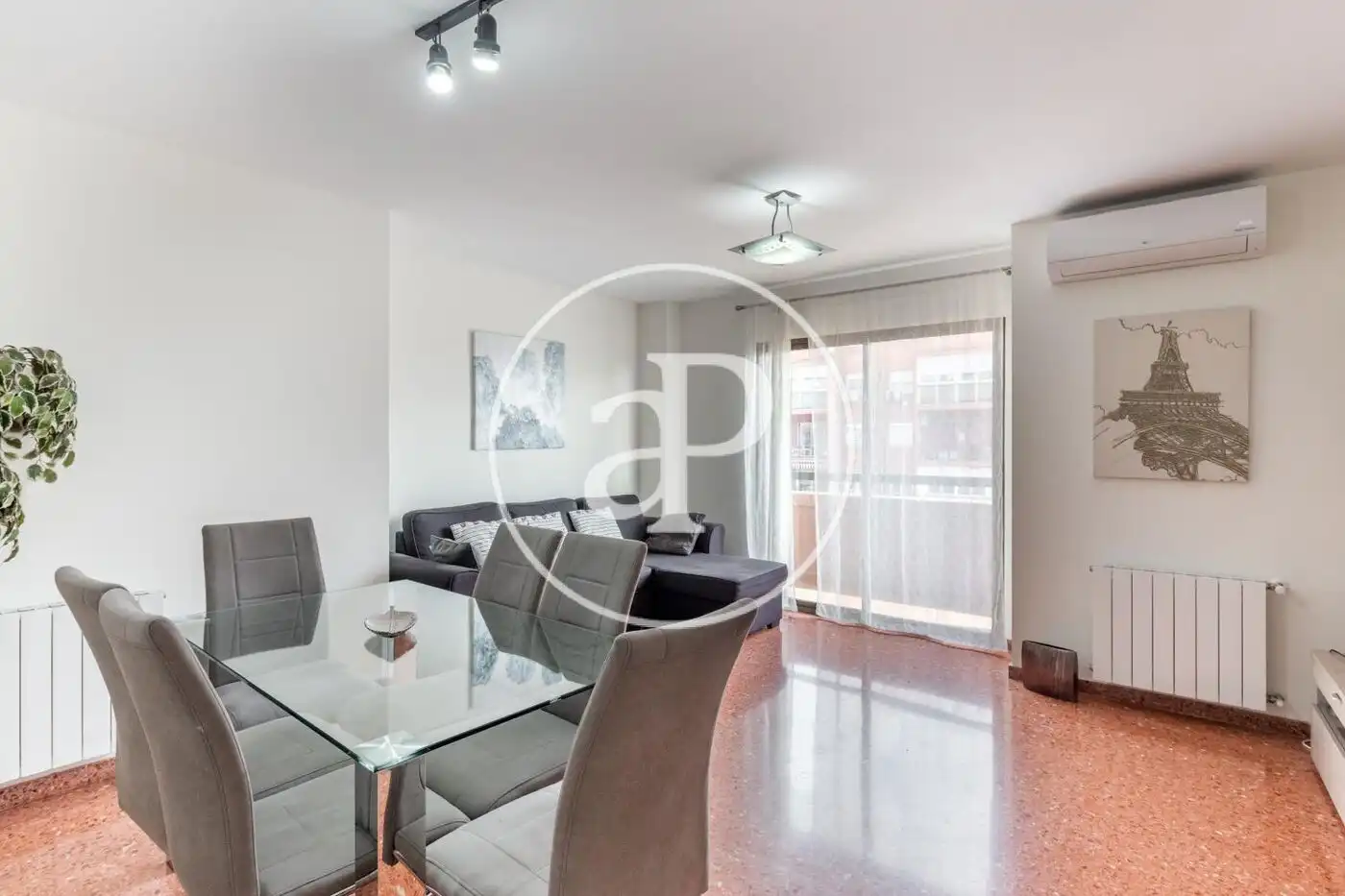 Exterior view of Flat for rent in Valencia  with Heating, Furnished and Balcony