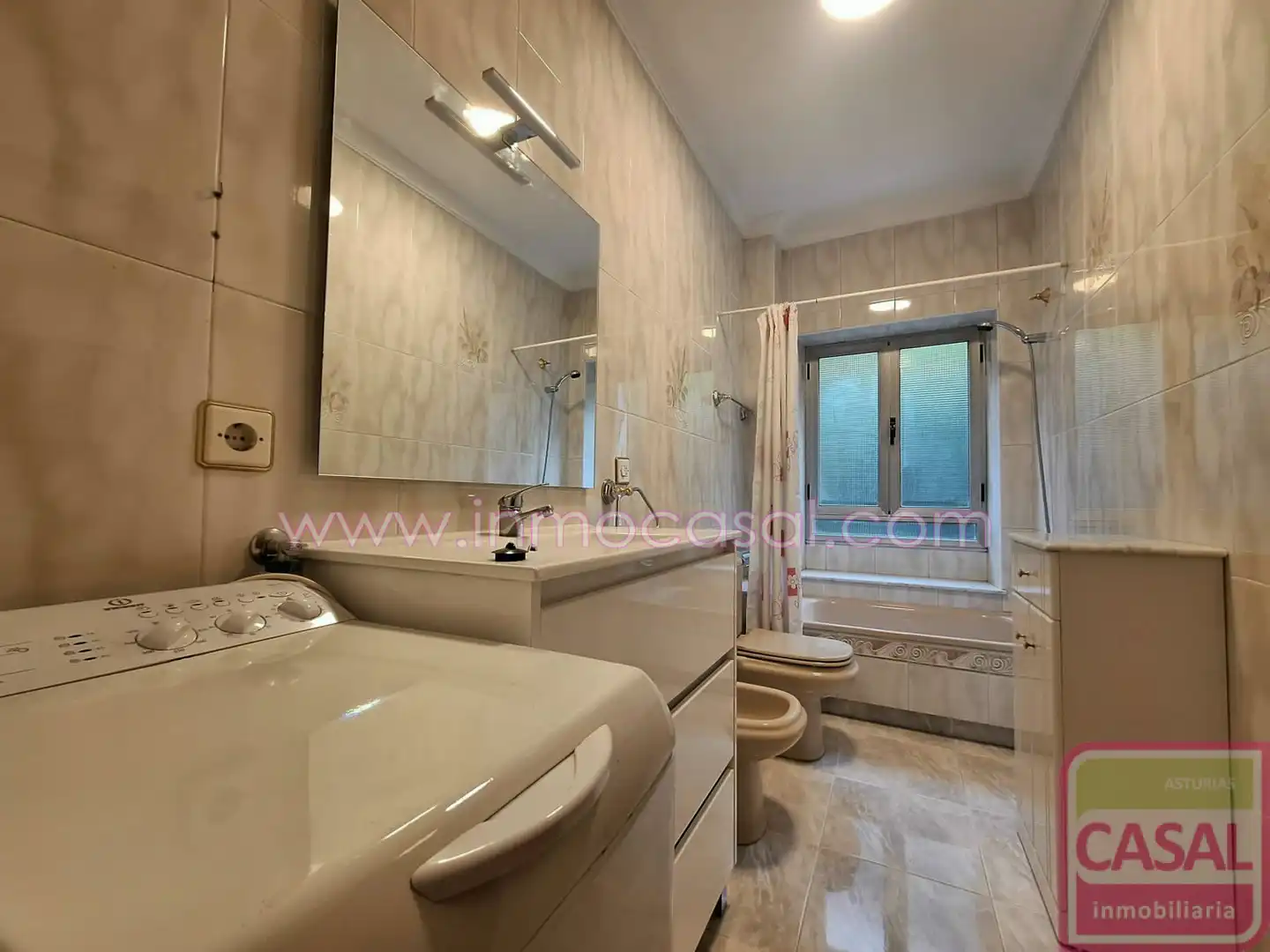 Bathroom of Flat for rent in Mieres (Asturias)  with Heating, Terrace and Furnished
