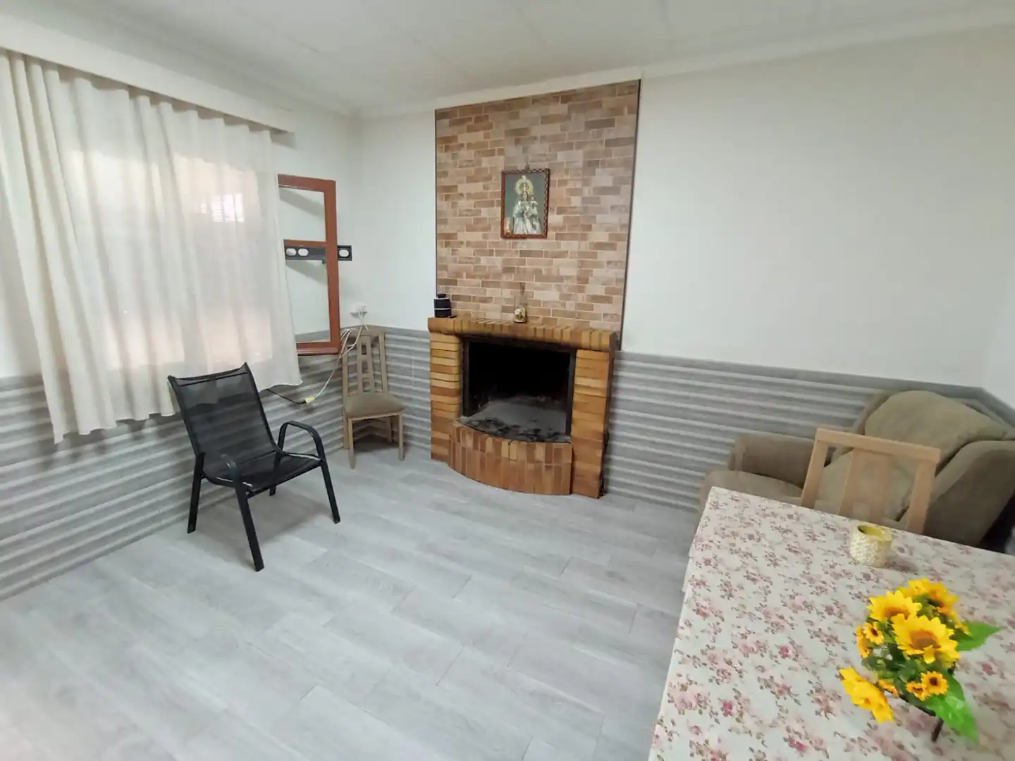 Sala d'estar de Casa o xalet en venda en Tomelloso amb Aire condicionat, Calefacció i Jardí privat
