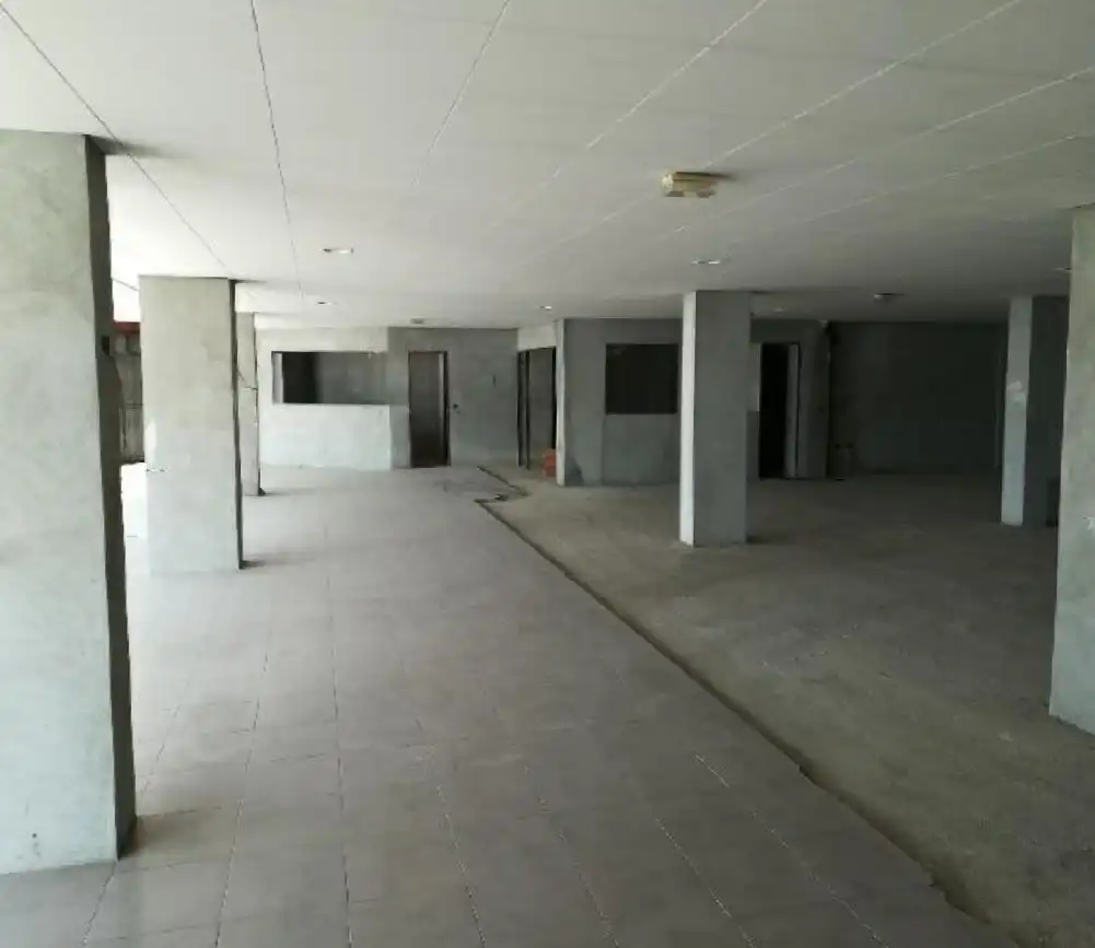 Local comercial en venda a Girona, imagen 4