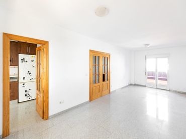 Reihenhaus mit Balkon zum Verkauf in Calle Almería 60