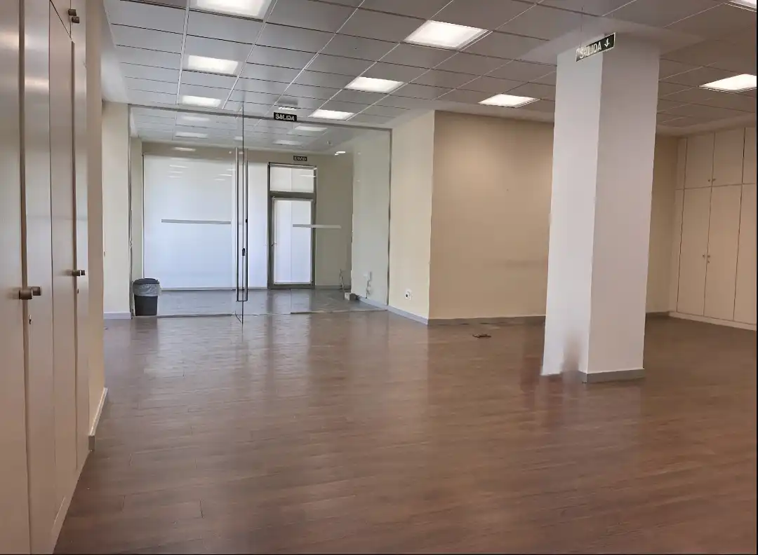 Geschaftsraum zur Miete in Sevilla