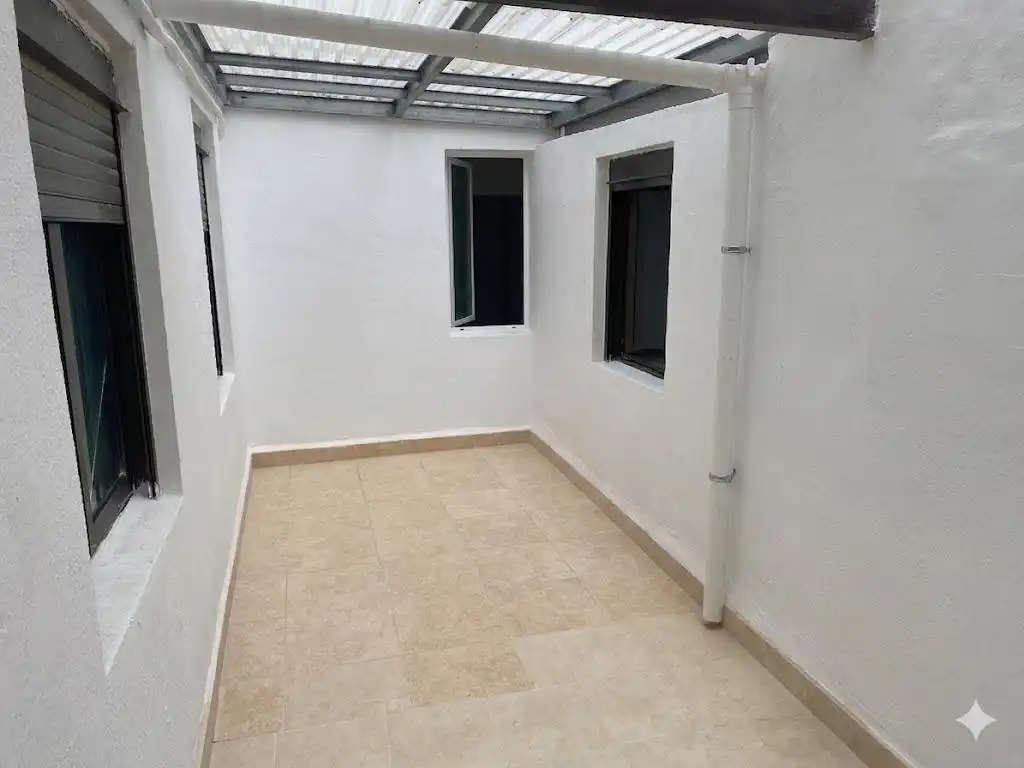 Terraza de Piso en venta en Tavernes de la Valldigna con Balcón