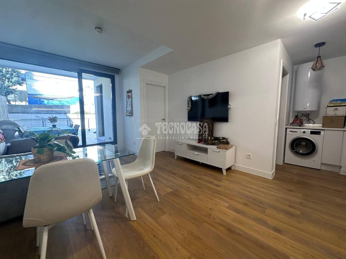 Sala d'estar de Pis de lloguer en San Sebastián de los Reyes amb Aire condicionat i Calefacció