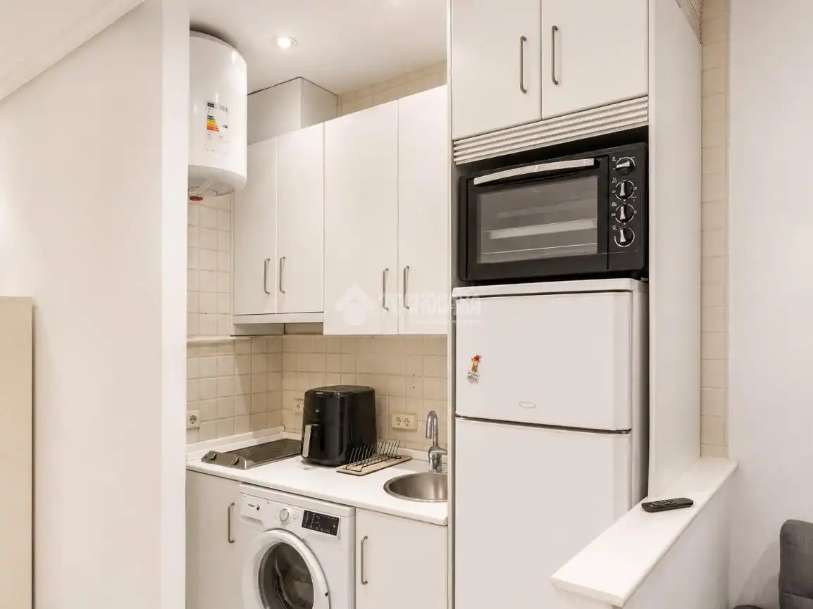 Cocina de Estudio de alquiler en Madrid