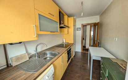 Kitchen of Flat for sale in Bárcena de Cicero  with Heating and Storage room