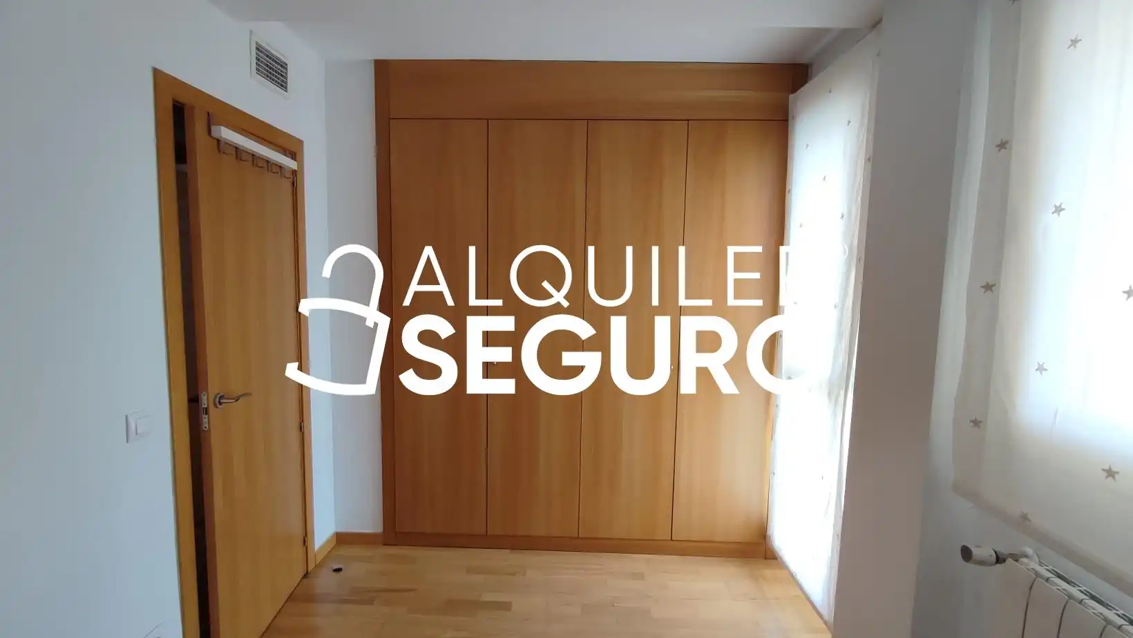 Bedroom of Flat for rent in Madrid  with Air Conditioner, Heating and Terrace