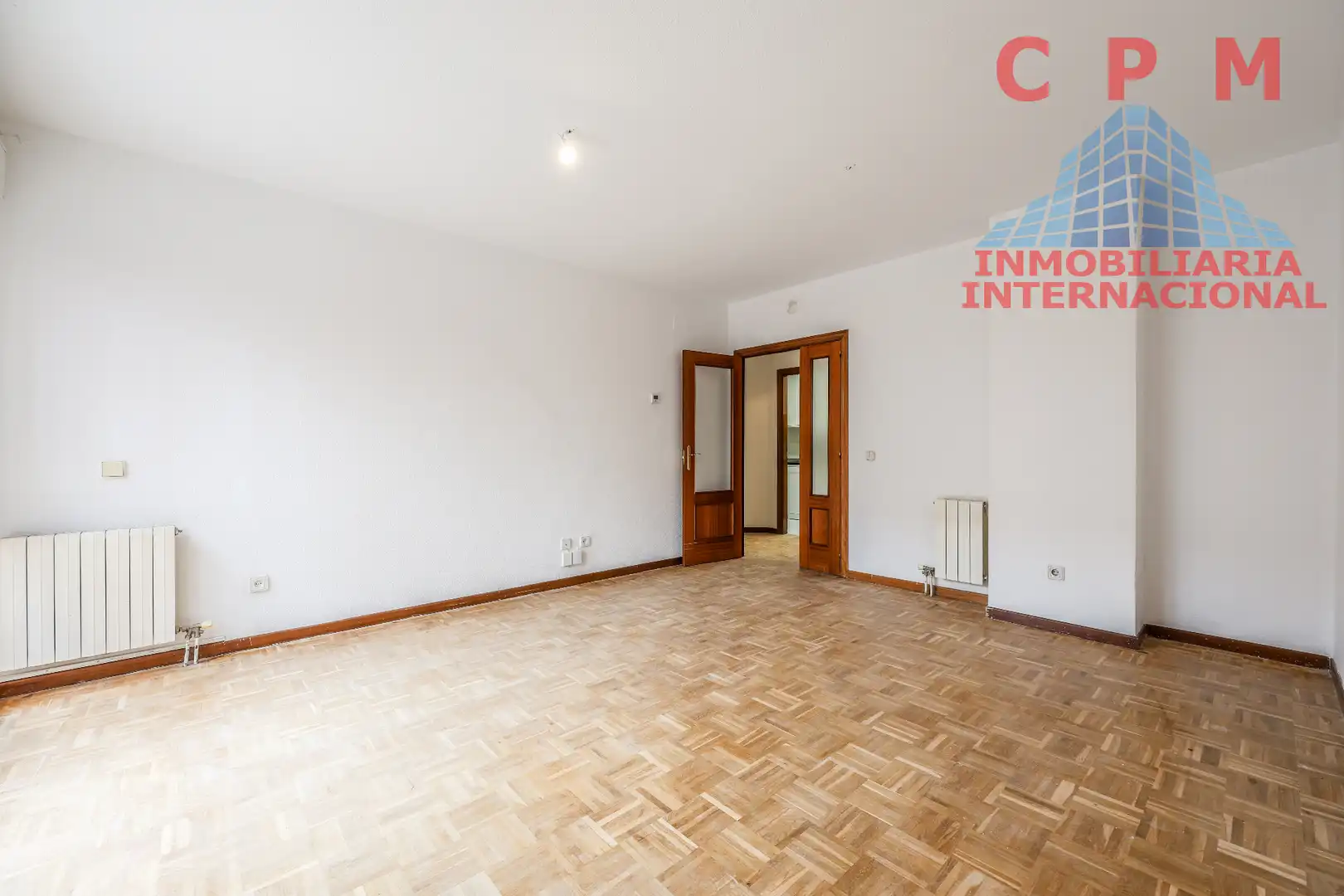 Sala de estar de Piso de alquiler en  Madrid Capital con Aire acondicionado, Calefacción y Parquet